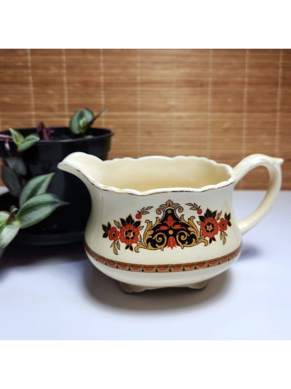 Wedgwood Bone China Sauce Boat – Frontenac Pattern – Creamer Gravy Server – Engl